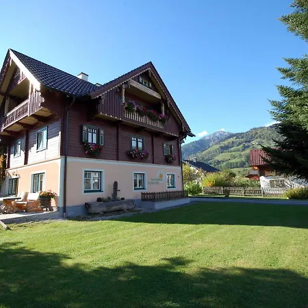 Renovated In The Mountains Pruggern