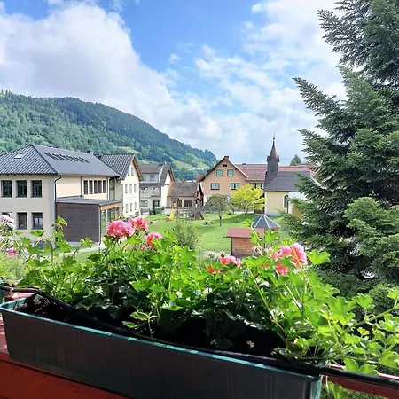 Renovated In The Mountains Ferienhaus *