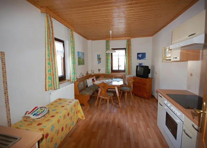 Renovated Mountain Retreat * Pruggern